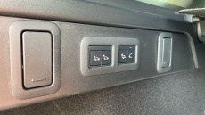 Land Rover Range Rover Velar 3.0 D300 R-Dynamic HSE 5dr Auto Diesel Estate